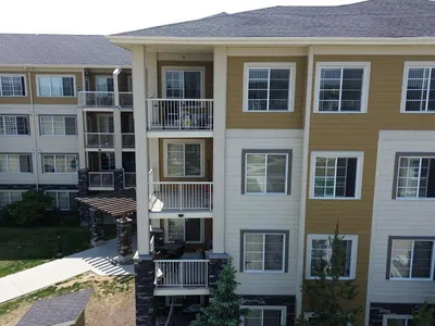 #302 3670 139 AV NW photo 28