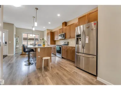 1514 26 AV NW photo 16