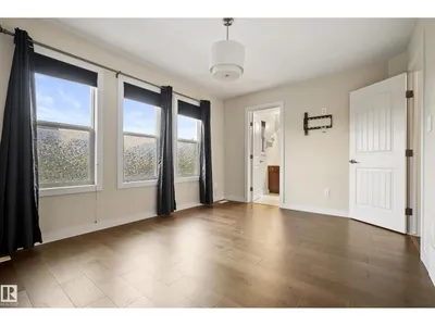 23 GREENBURY BV photo 24