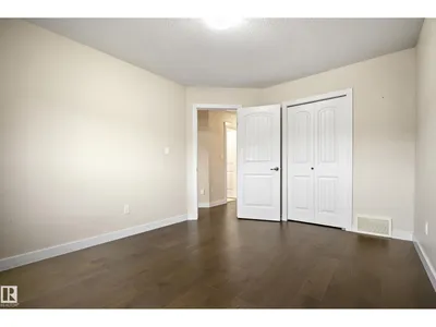 23 GREENBURY BV photo 29