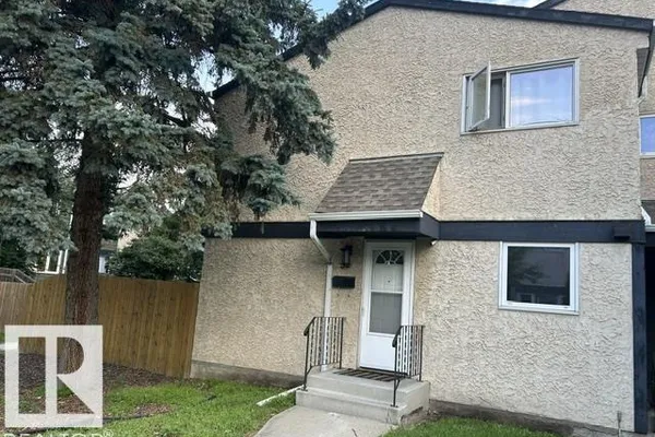 32 Belmead GD NW photo 2