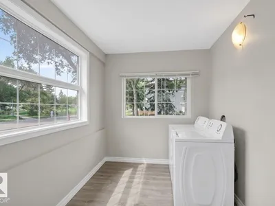 9124 119 AV NW photo 7