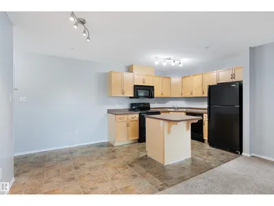#111 5951 165 AV NW photo 9