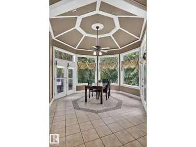 60 KINGSBURY CR photo 24