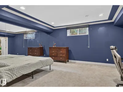 60 KINGSBURY CR photo 57