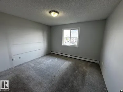 #428 2305 35A AV NW photo 6