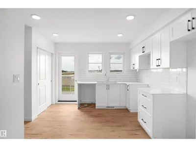 #100 3705 141 ST SW photo 11