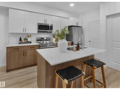 #104 3715 141 ST SW photo 9