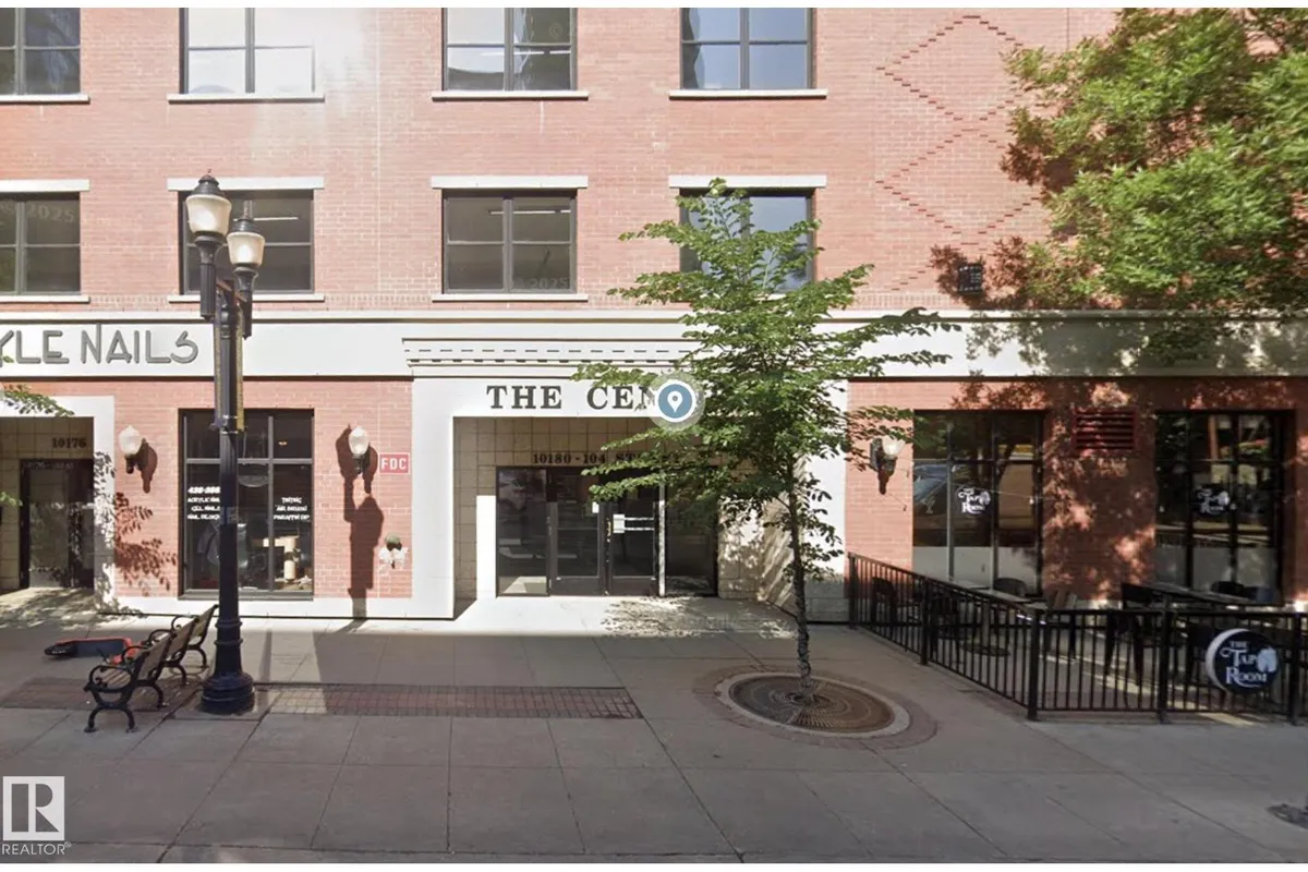 #2401 10180 104 ST NW exterior