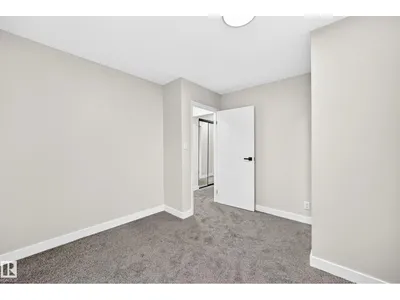 5535 144A AV NW photo 34