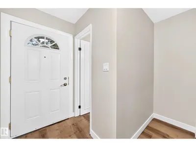 5535 144A AV NW photo 4