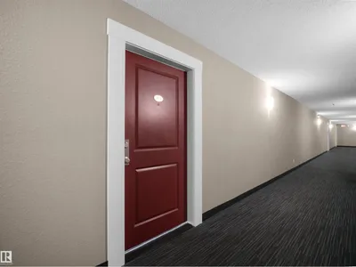 #422 5515 7 AV SW photo 14