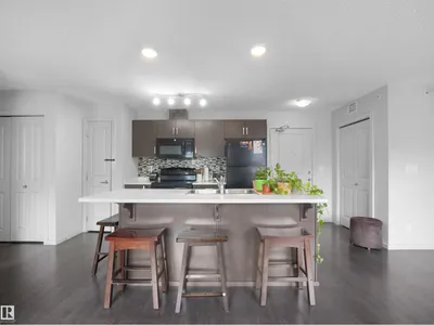 #422 5515 7 AV SW photo 18