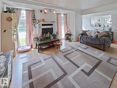 9201 153 ST NW photo 5