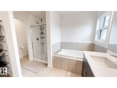 4601 62 ST photo 15