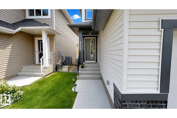 4601 62 ST photo 2