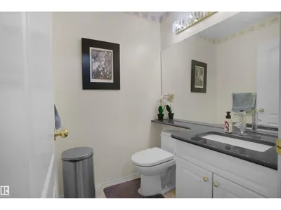 2715 44A AV NW photo 30