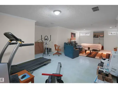 2715 44A AV NW photo 55