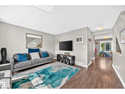 10 415 clareview Rd NW NW NW photo 8