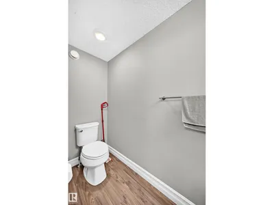 10 415 clareview Rd NW NW NW photo 39