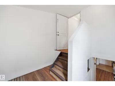 10714 103 ST NW photo 19