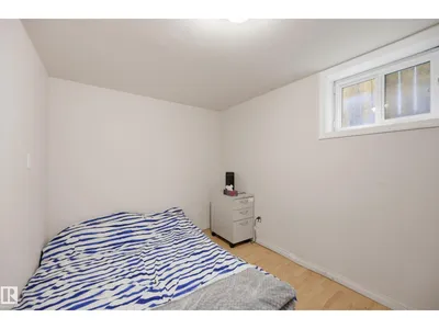 10714 103 ST NW photo 28
