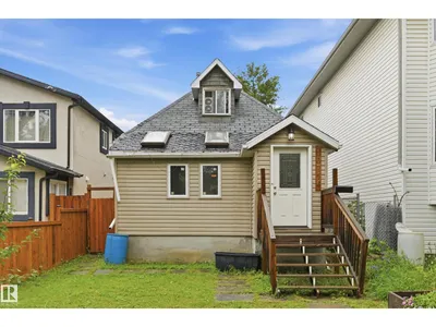 10714 103 ST NW photo 31