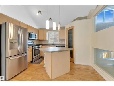 613 83 ST SW photo 21