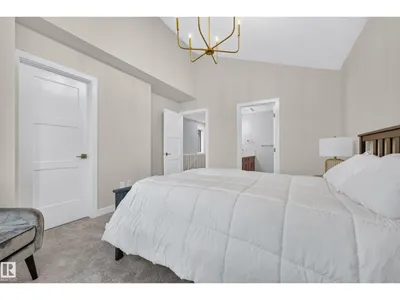 5604 105 AV NW photo 32