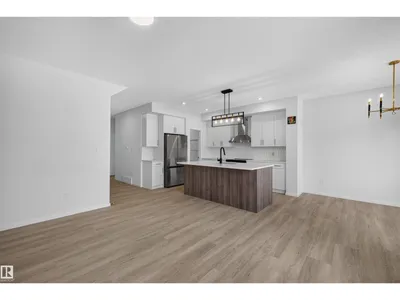 7722 174A AV NW photo 8