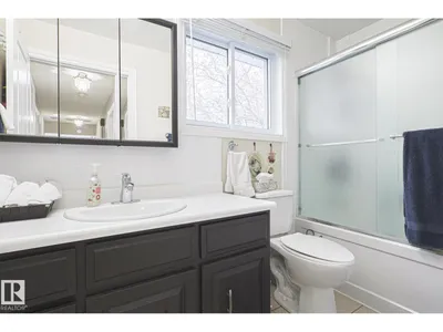 13304 70 ST NW photo 35