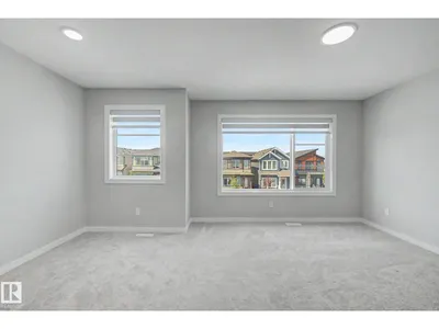 311 29 ST SW SW photo 34