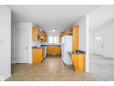 12041/43 67 ST NW NW photo 13