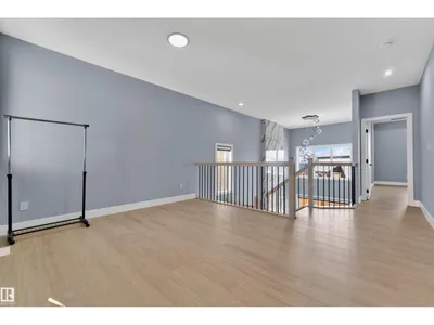 431 ROBERTS CR photo 25