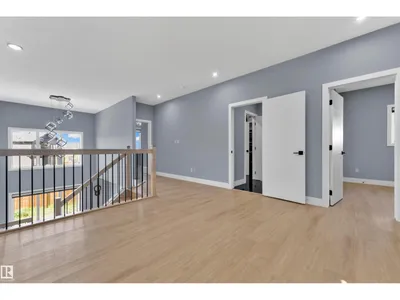 431 ROBERTS CR photo 26