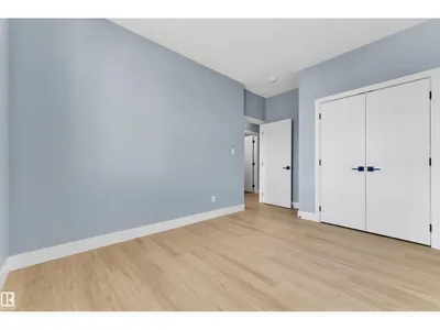 431 ROBERTS CR photo 38