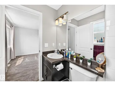#21 8716 179 AV NW photo 26