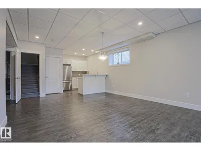 9711 223 ST NW photo 33