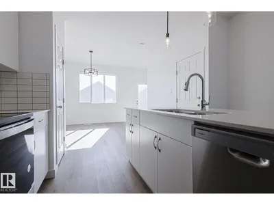 6343 KING WD SW photo 7