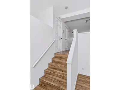 #66 8304 11 AV SW photo 11