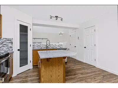 #66 8304 11 AV SW photo 17