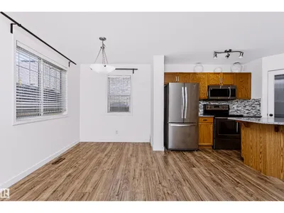 #66 8304 11 AV SW photo 20