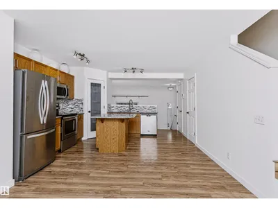 #66 8304 11 AV SW photo 22