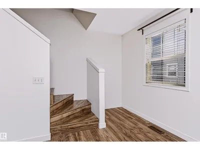 #66 8304 11 AV SW photo 26