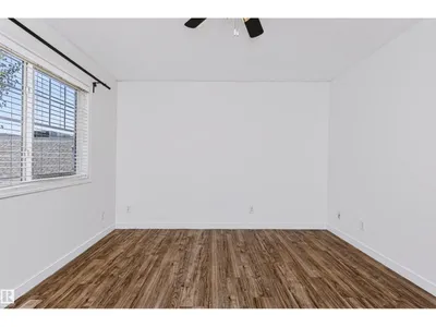 #66 8304 11 AV SW photo 29