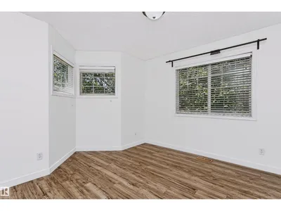 #66 8304 11 AV SW photo 30