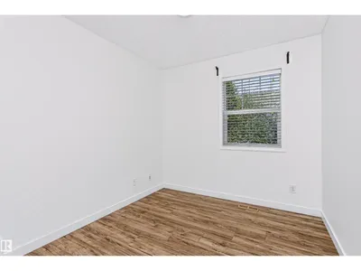 #66 8304 11 AV SW photo 34