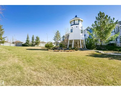 #66 8304 11 AV SW photo 39