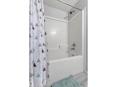 #45 6004 ROSENTHAL WY NW photo 43