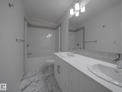 2020 194 ST NW photo 22